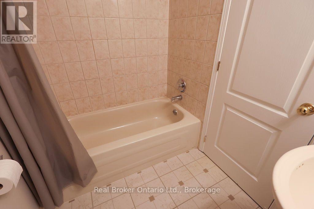 342 Fleming Drive, London East, Ontario  N5V 4Y6 - Photo 49 - X13821728