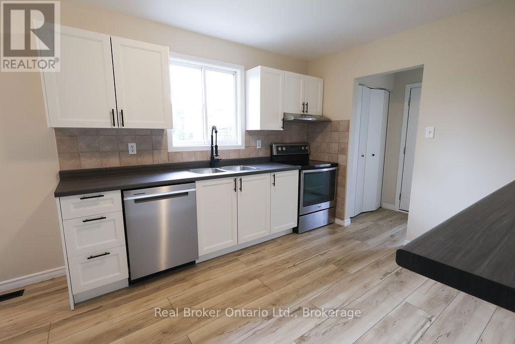 342 Fleming Drive, London East, Ontario  N5V 4Y6 - Photo 8 - X13821728