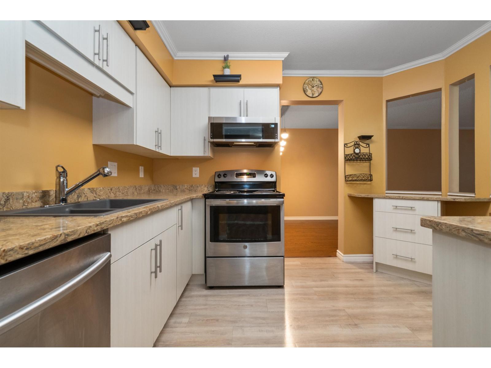 109 8725 ELM DRIVE|Chilliwack Proper South photo 3