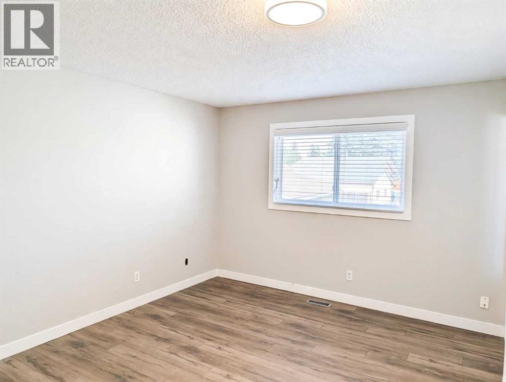 5972 Madigan Drive Ne, Calgary, Alberta  T2A 5A3 - Photo 13 - A2346836