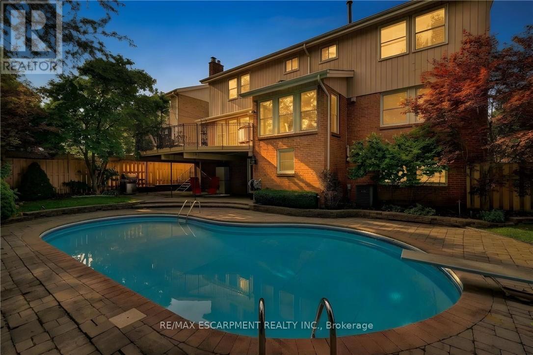 2284 Mansfield Drive, Burlington, Ontario  L7P 3J4 - Photo 48 - W13821710