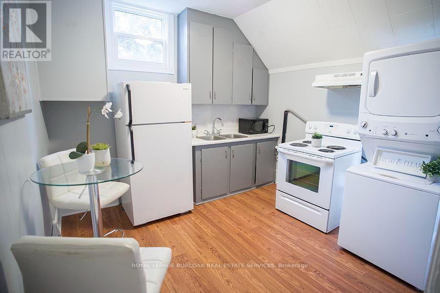 Upper - 67 Terrace Hill Street, Brantford, Ontario  N3R 1G2 - Photo 5 - X13821700