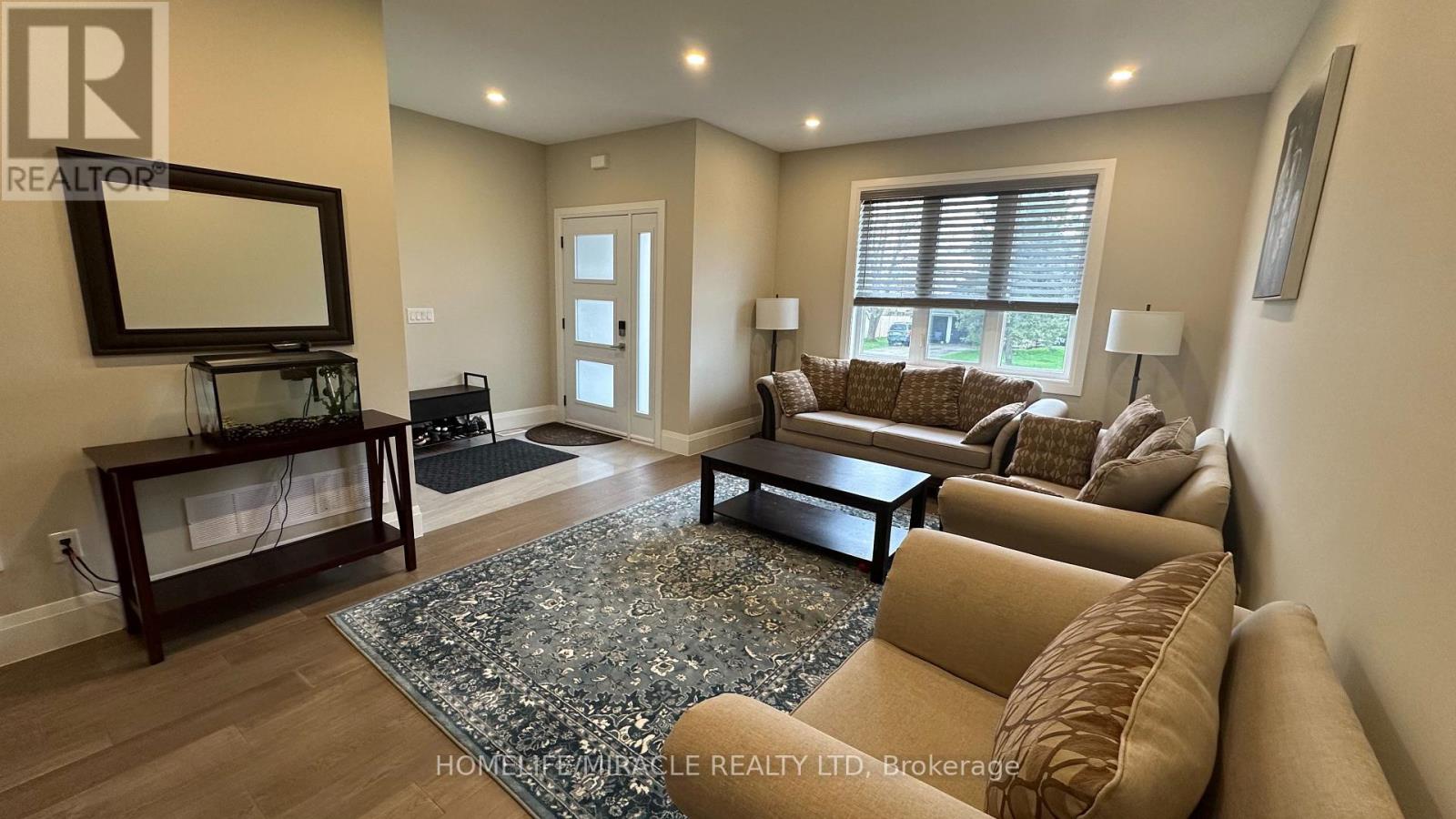 45 Eleanor Avenue, Hamilton, Ontario  L8W 1C7 - Photo 2 - X13821720