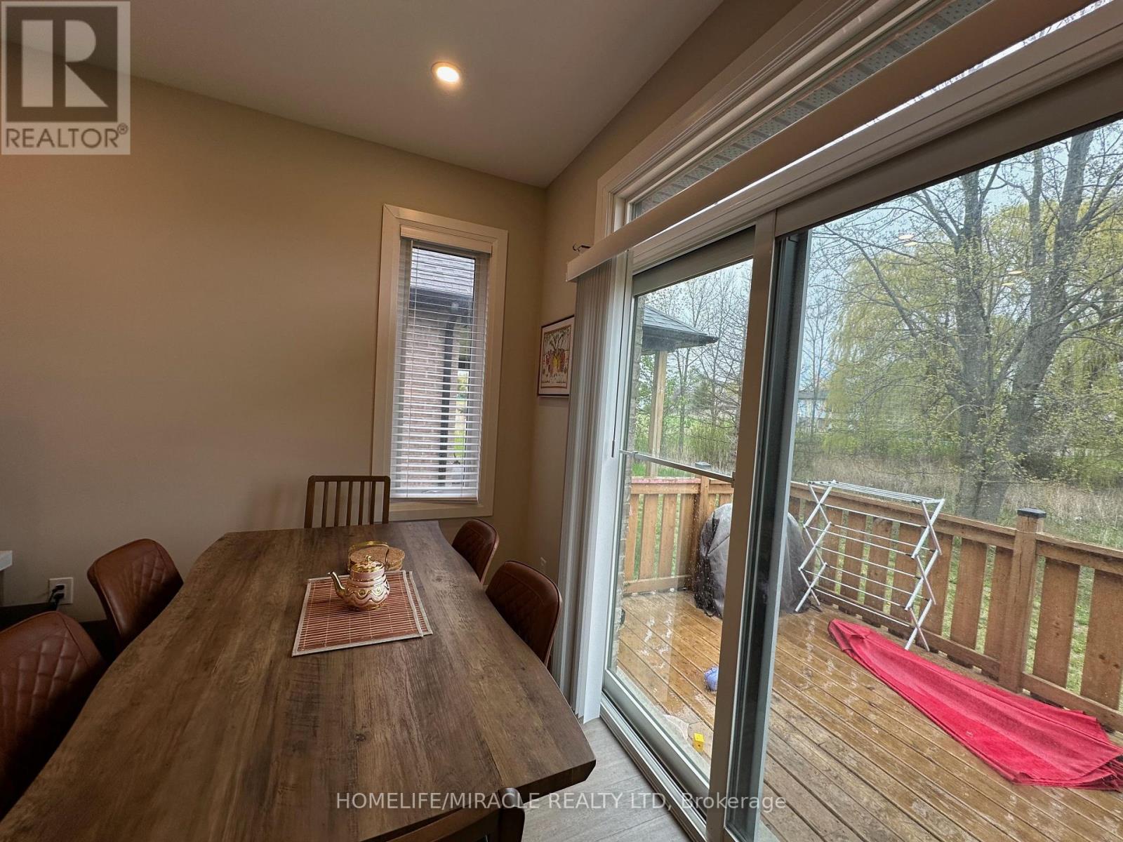45 Eleanor Avenue, Hamilton, Ontario  L8W 1C7 - Photo 3 - X13821720