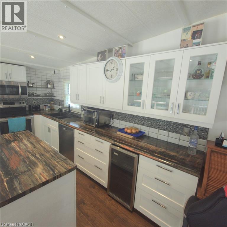 580 Beaver Creek Road Unit# Lot 158, Waterloo, Ontario  N2J 3Z4 - Photo 18 - 40866160