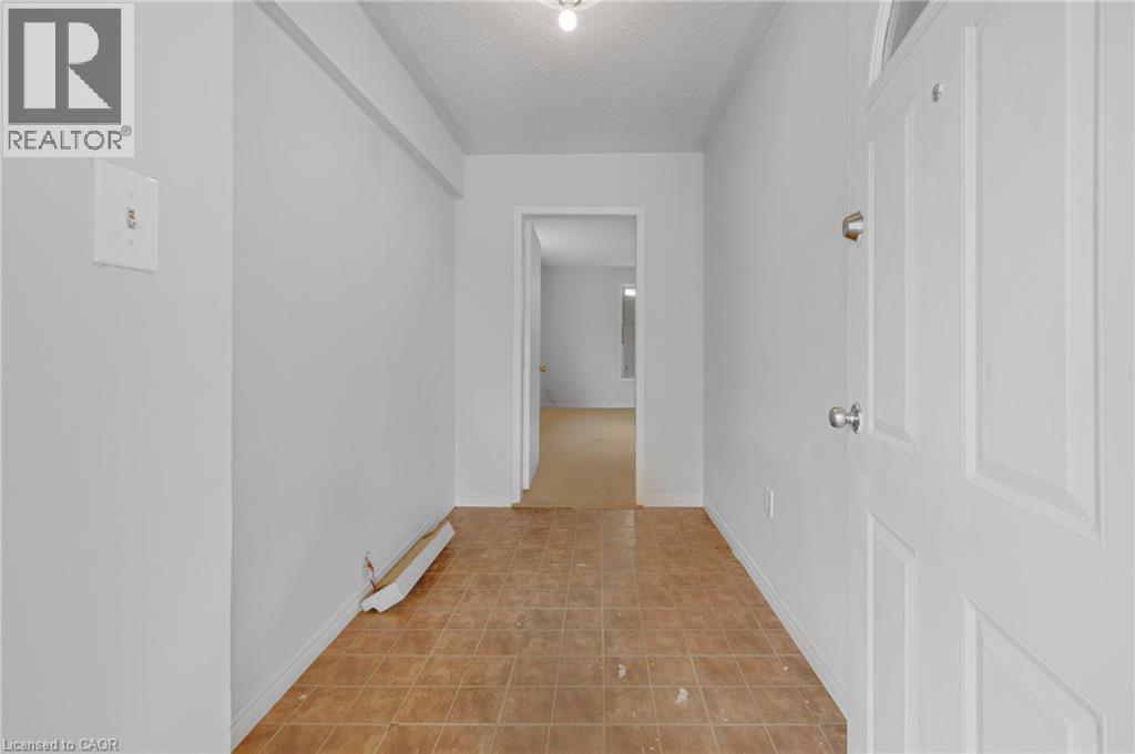 211 Wentworth Street N, Hamilton, Ontario  L8L 5V6 - Photo 16 - 40865619