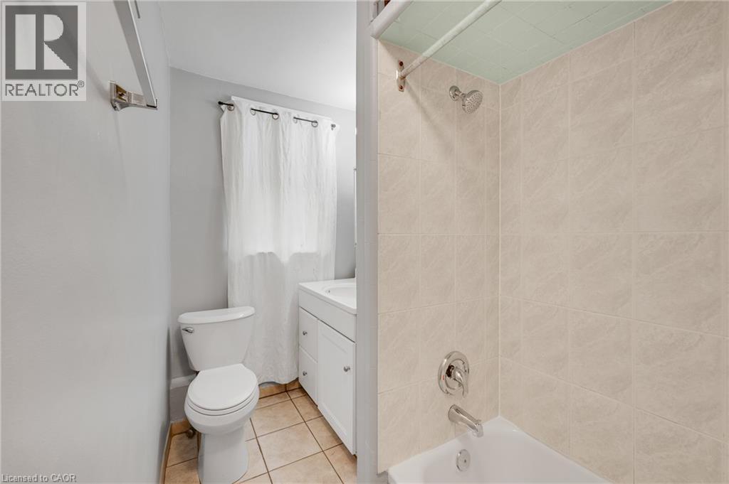 211 Wentworth Street N, Hamilton, Ontario  L8L 5V6 - Photo 14 - 40865619