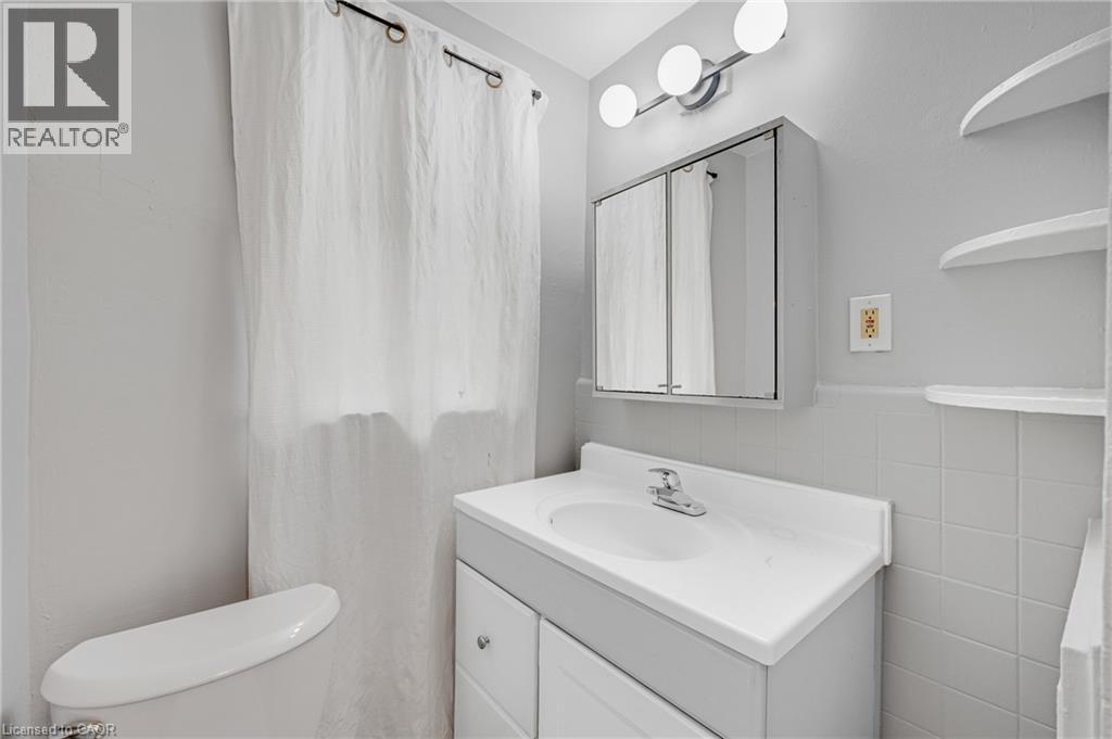 211 Wentworth Street N, Hamilton, Ontario  L8L 5V6 - Photo 34 - 40865619