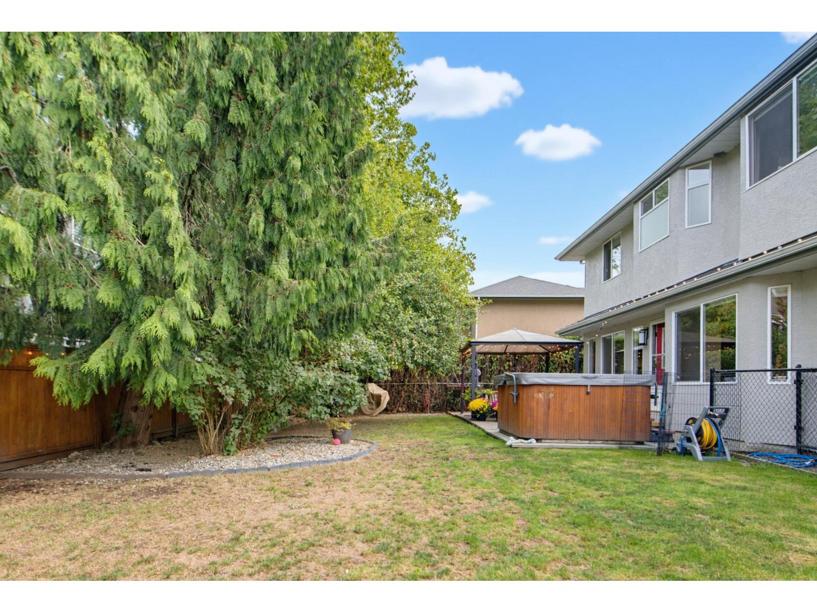 22315 47A AVENUE photo 38