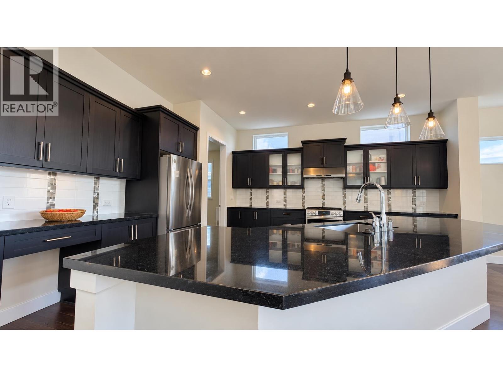 3548 Highland Drive, Coquitlam, British Columbia V3E 0K2 - Photo 8 - R3168121