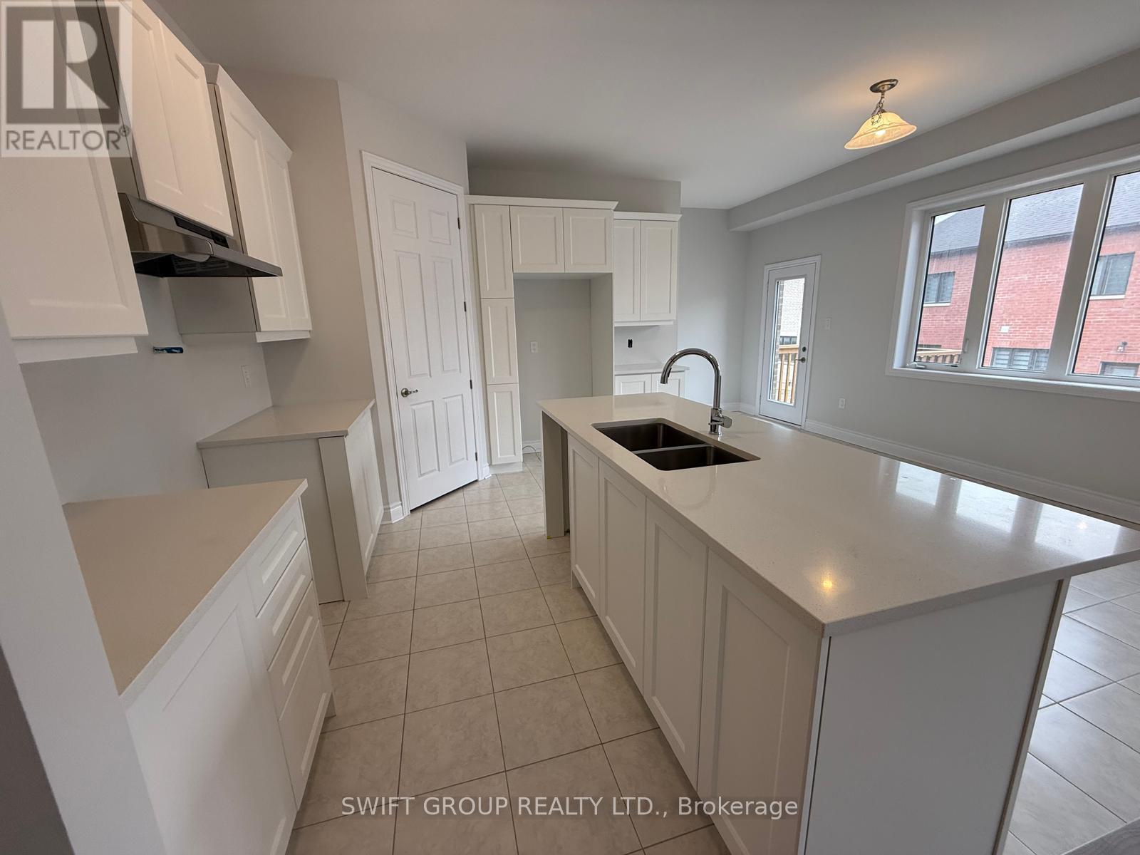31 Keyworth Crescent, Brampton, Ontario  L6R 4E8 - Photo 10 - W13821756