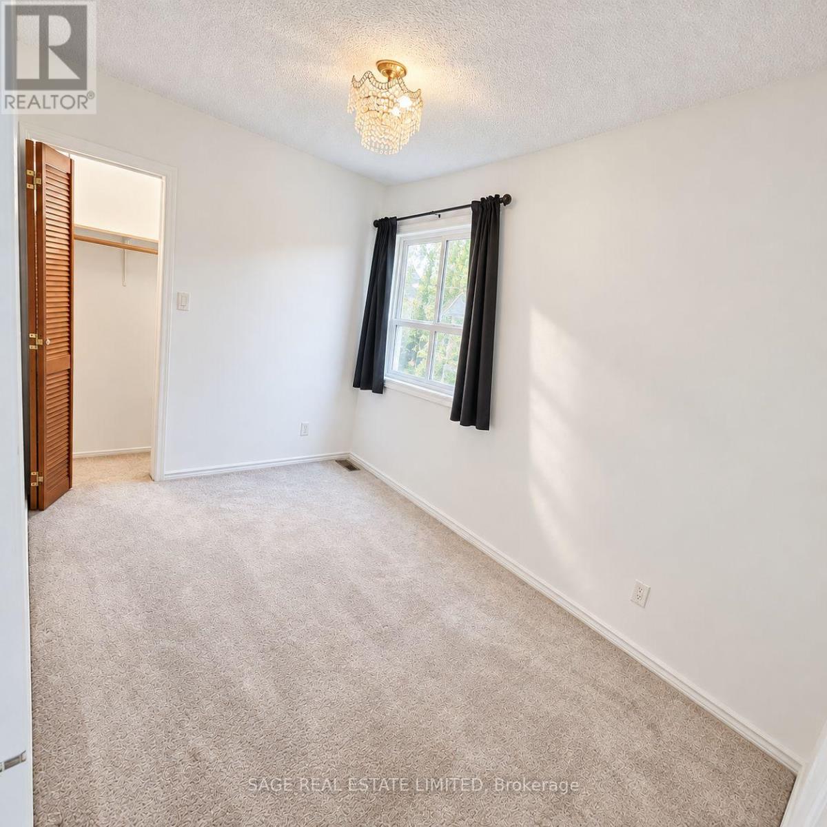 45 Turnberry Avenue, Toronto, Ontario  M6N 1P9 - Photo 6 - W13778256
