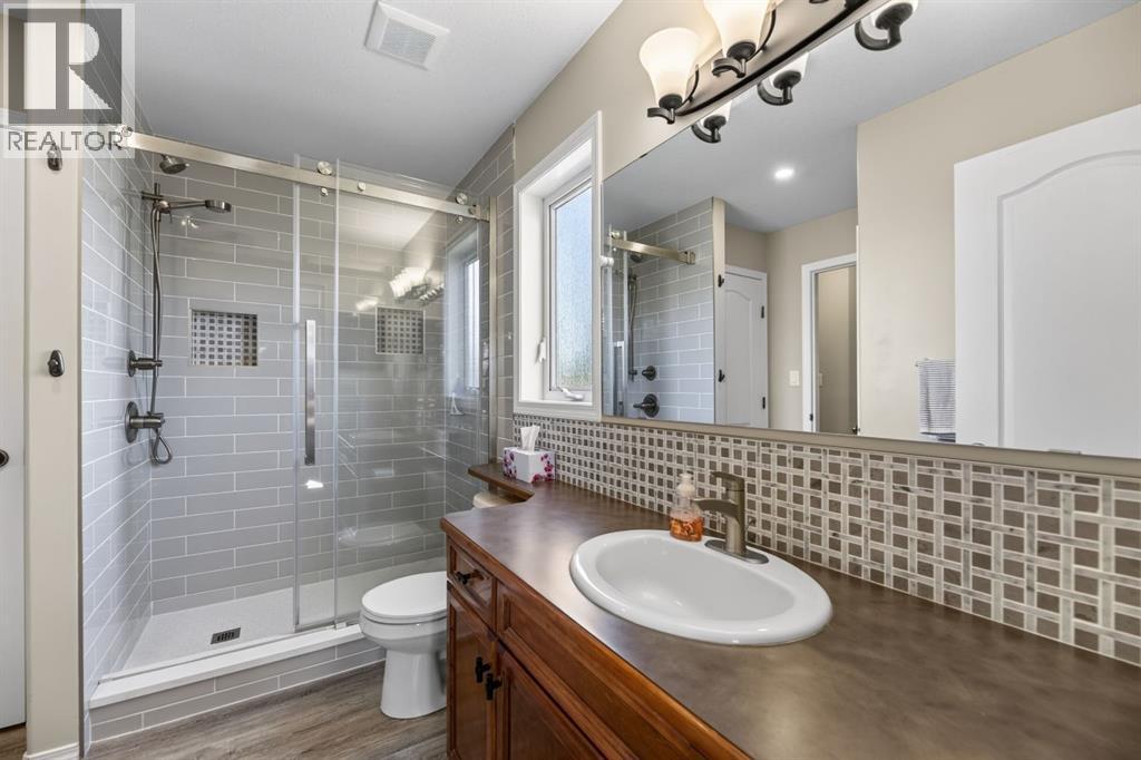 1212 2 Street NE photo 15