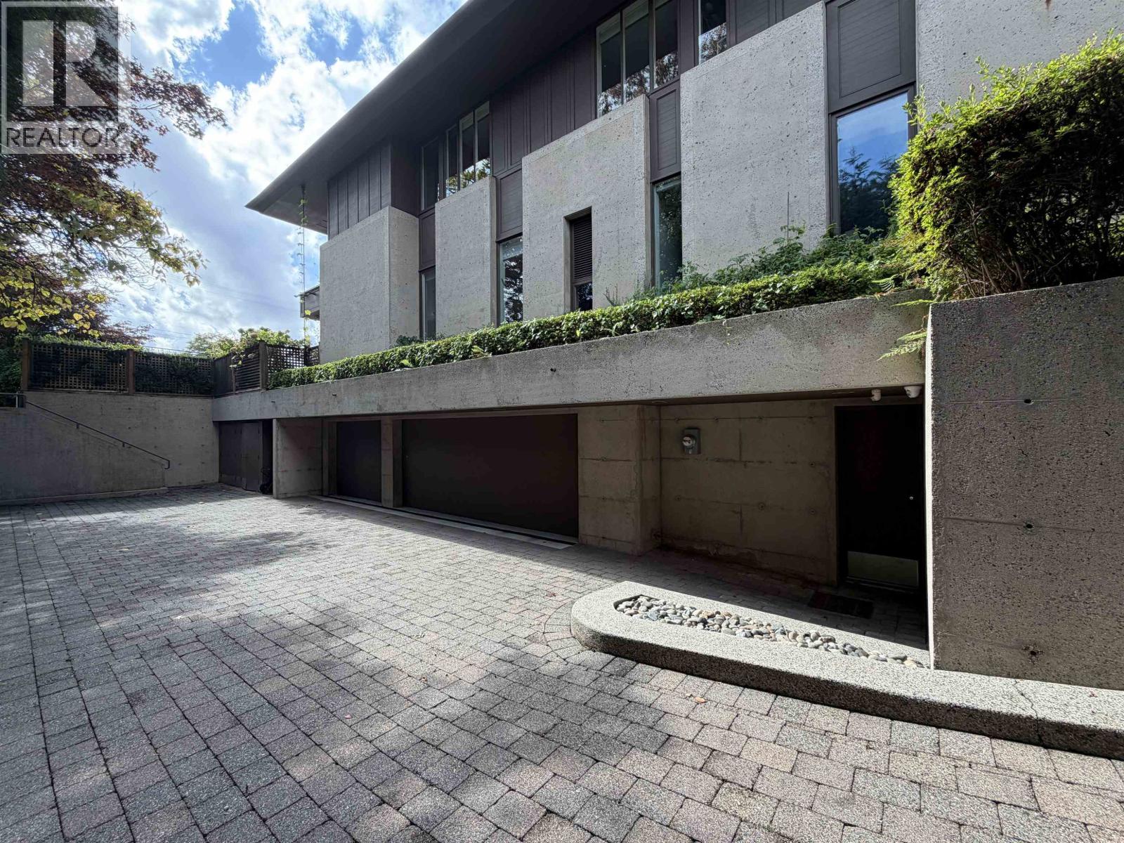 1178 Laurier Avenue, Vancouver, British Columbia  V6H 1Y5 - Photo 3 - R3168231