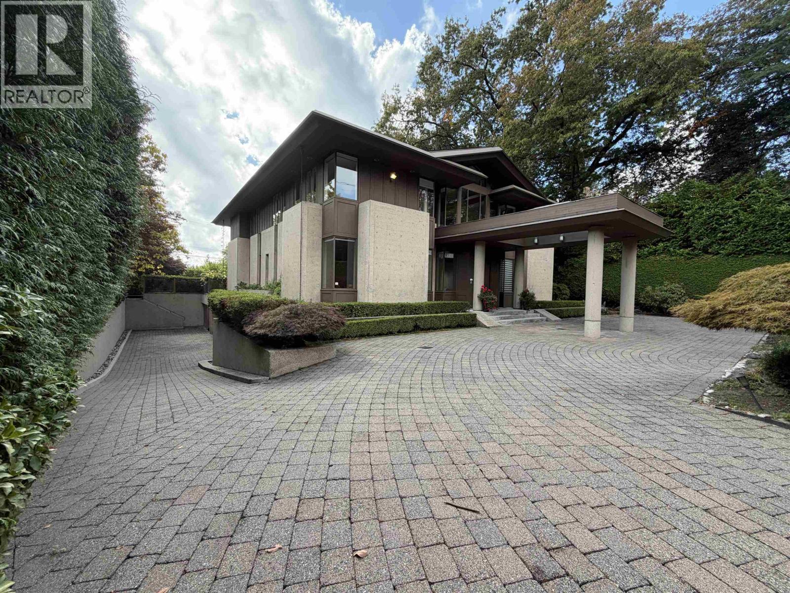 1178 LAURIER AVENUE, Vancouver, British Columbia