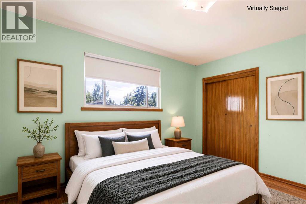 28 Gainsborough Drive SW, Calgary, Alberta  T3E 4W7 - Photo 25 - A2344269