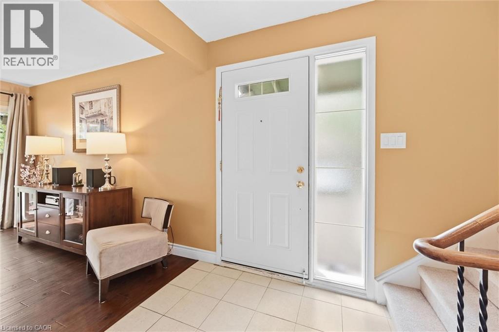 1576 Kerns Road Unit# 7, Burlington, Ontario  L7P 3A7 - Photo 5 - 40858257