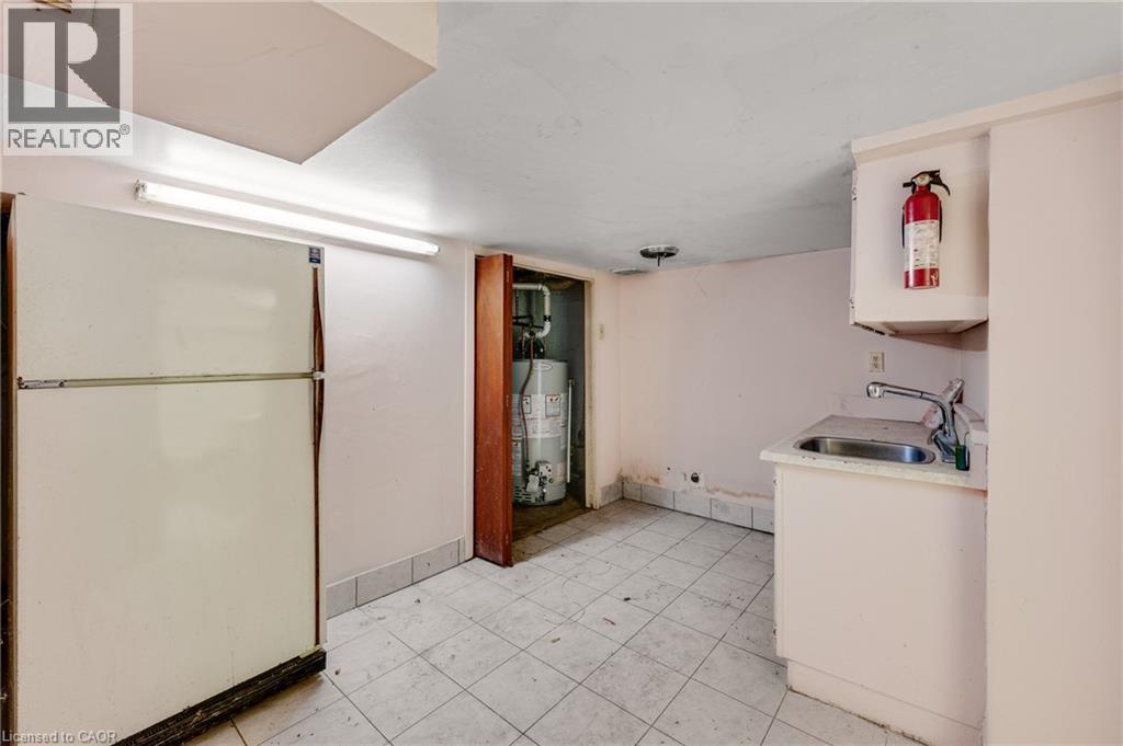 211 Wentworth Street N, Hamilton, Ontario  L8L 5V6 - Photo 41 - 40865619