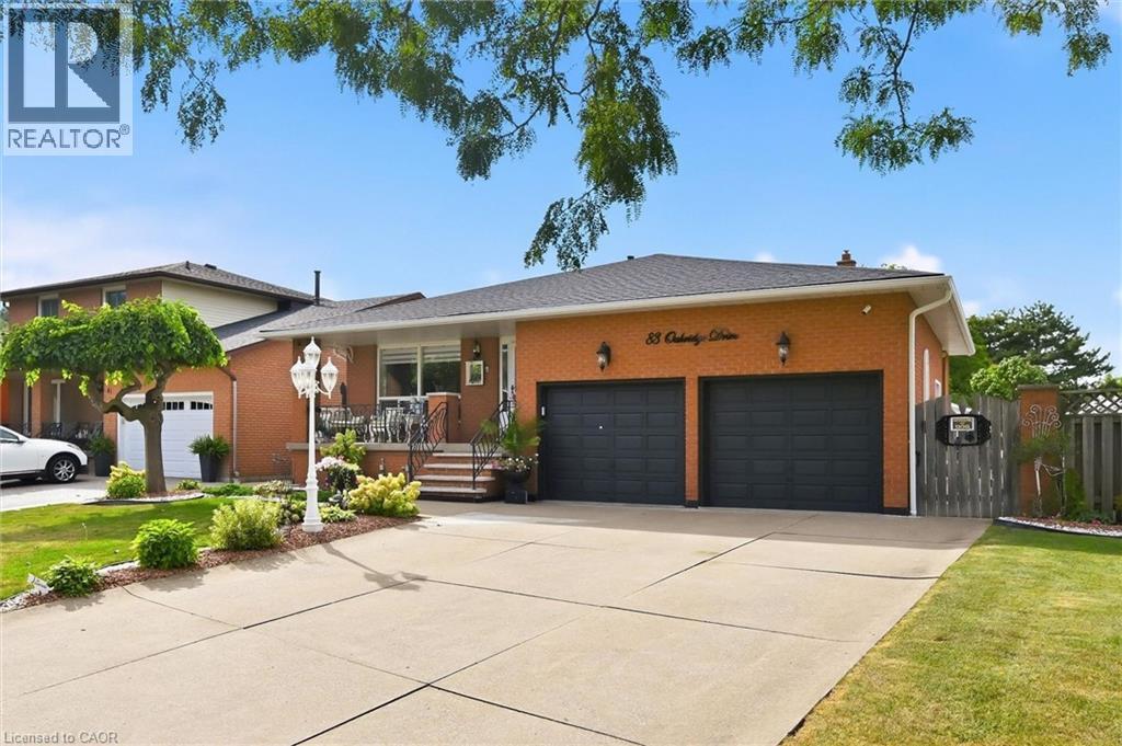 83 Oakridge Drive, Stoney Creek, Ontario  L8G 4P7 - Photo 2 - 40855594