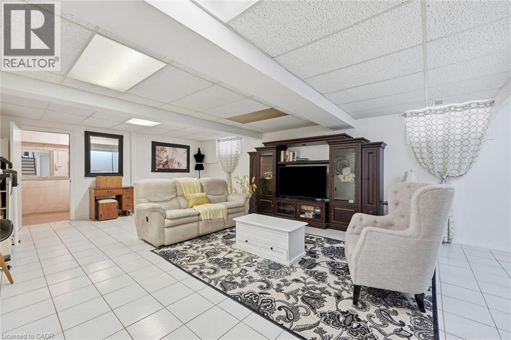 83 Oakridge Drive, Stoney Creek, Ontario  L8G 4P7 - Photo 31 - 40855594