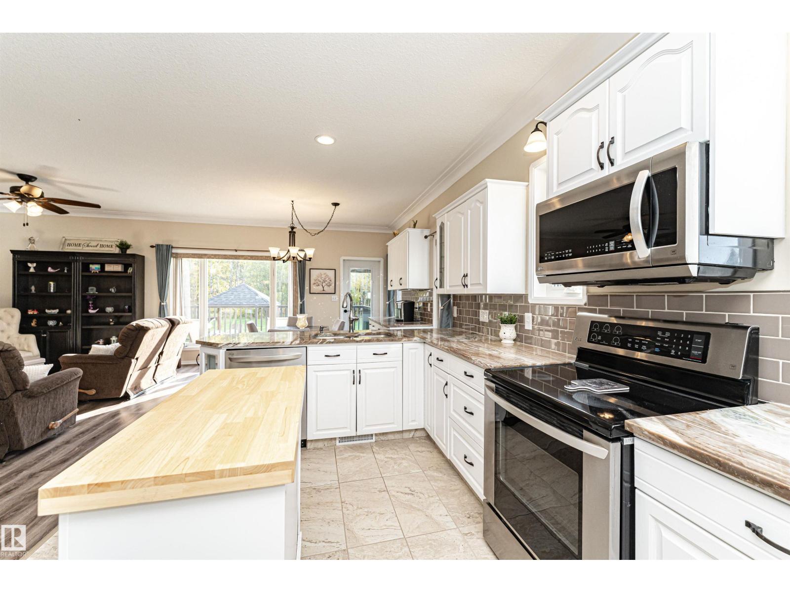55415 Rge Road 13, Rural Lac Ste. Anne County, Alberta  T0E 1V0 - Photo 15 - E4510099