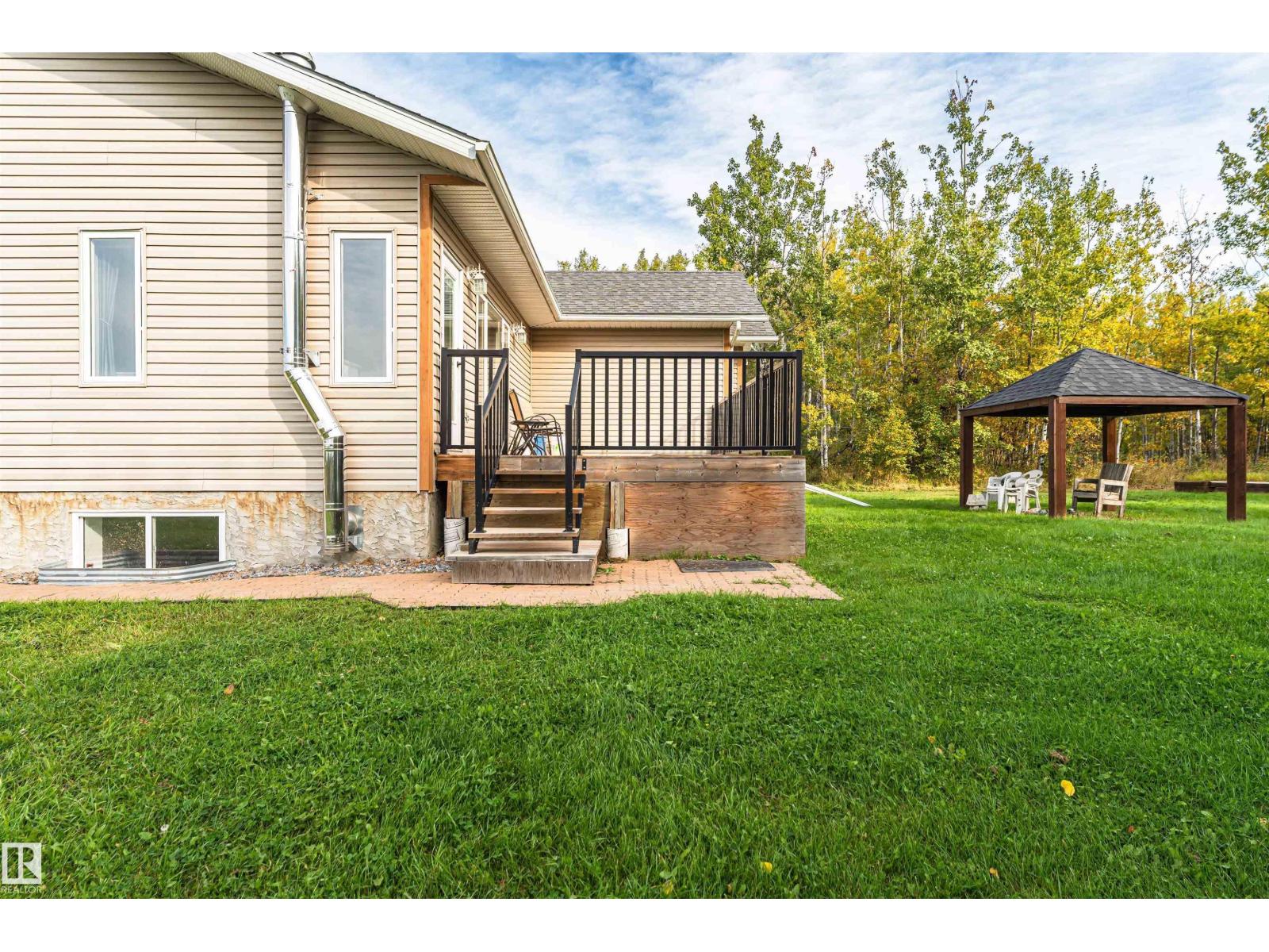 55415 Rge Road 13, Rural Lac Ste. Anne County, Alberta  T0E 1V0 - Photo 47 - E4510099
