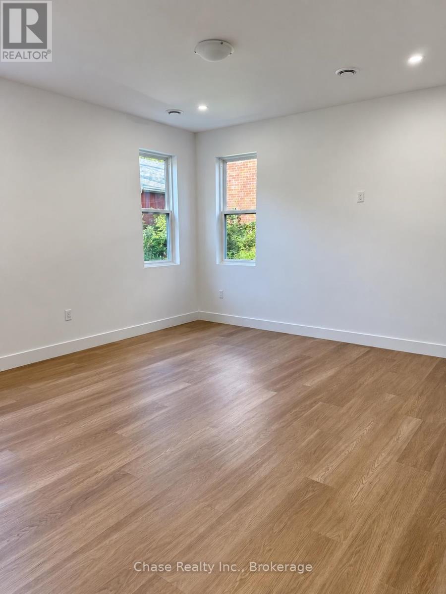 2 - 62 Gray Street, Severn (Coldwater), Ontario  L0K 1E0 - Photo 4 - S13821790