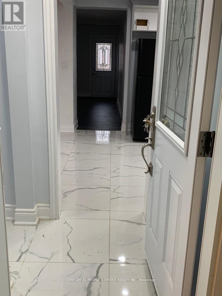 154 Simmons Street, Vaughan, Ontario  L4H 4X7 - Photo 37 - N13781574