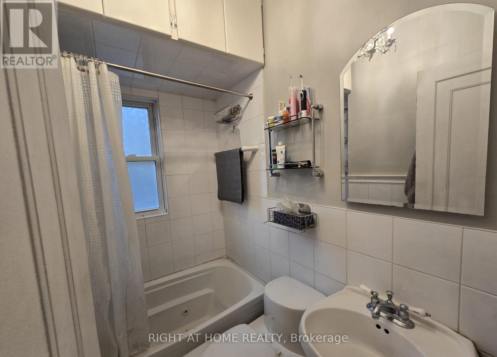 24 Third Street, Toronto, Ontario  M8V 2X6 - Photo 6 - W13820856