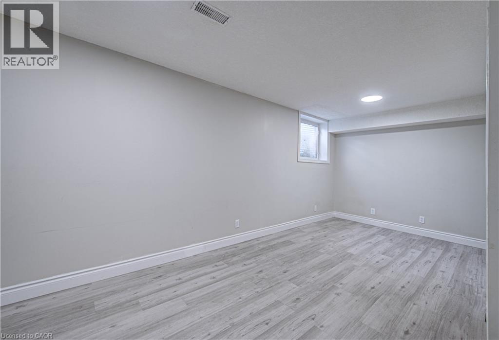 155 Highbrook Street, Kitchener, Ontario  N2E 3P5 - Photo 25 - 40865363