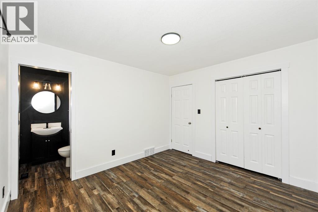 210 Gregory Street photo 10