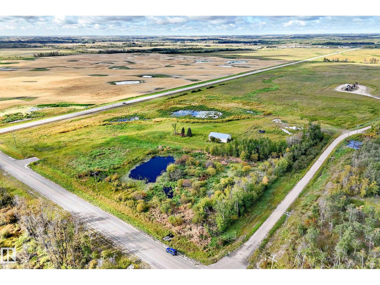 Twp 570 Range Road 220, Rural Sturgeon County, Alberta  T0A 2W1 - Photo 1 - E4510100