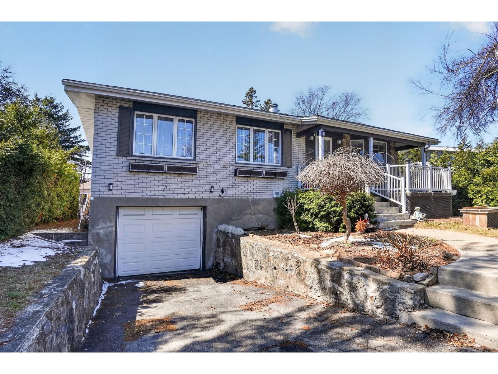 4962 Rue Dresden Montréal (Pierrefonds-Roxboro) Quebec Canada H8Z2C5 2