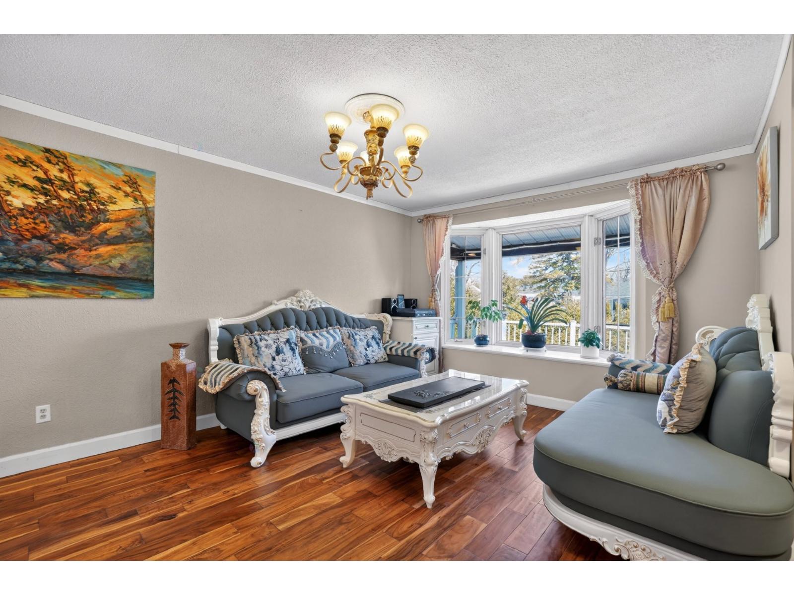 4962 Rue Dresden Montréal (Pierrefonds-Roxboro) Quebec Canada H8Z2C5 4