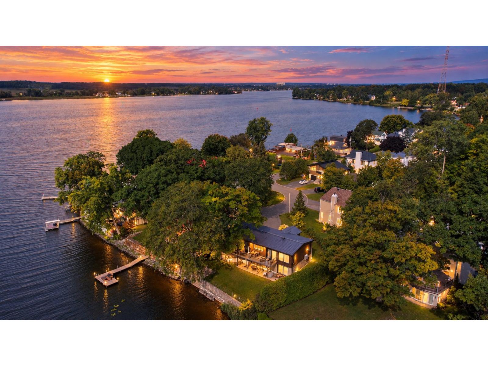 34 Rue Watson Pincourt Quebec Canada J7W4L3 2