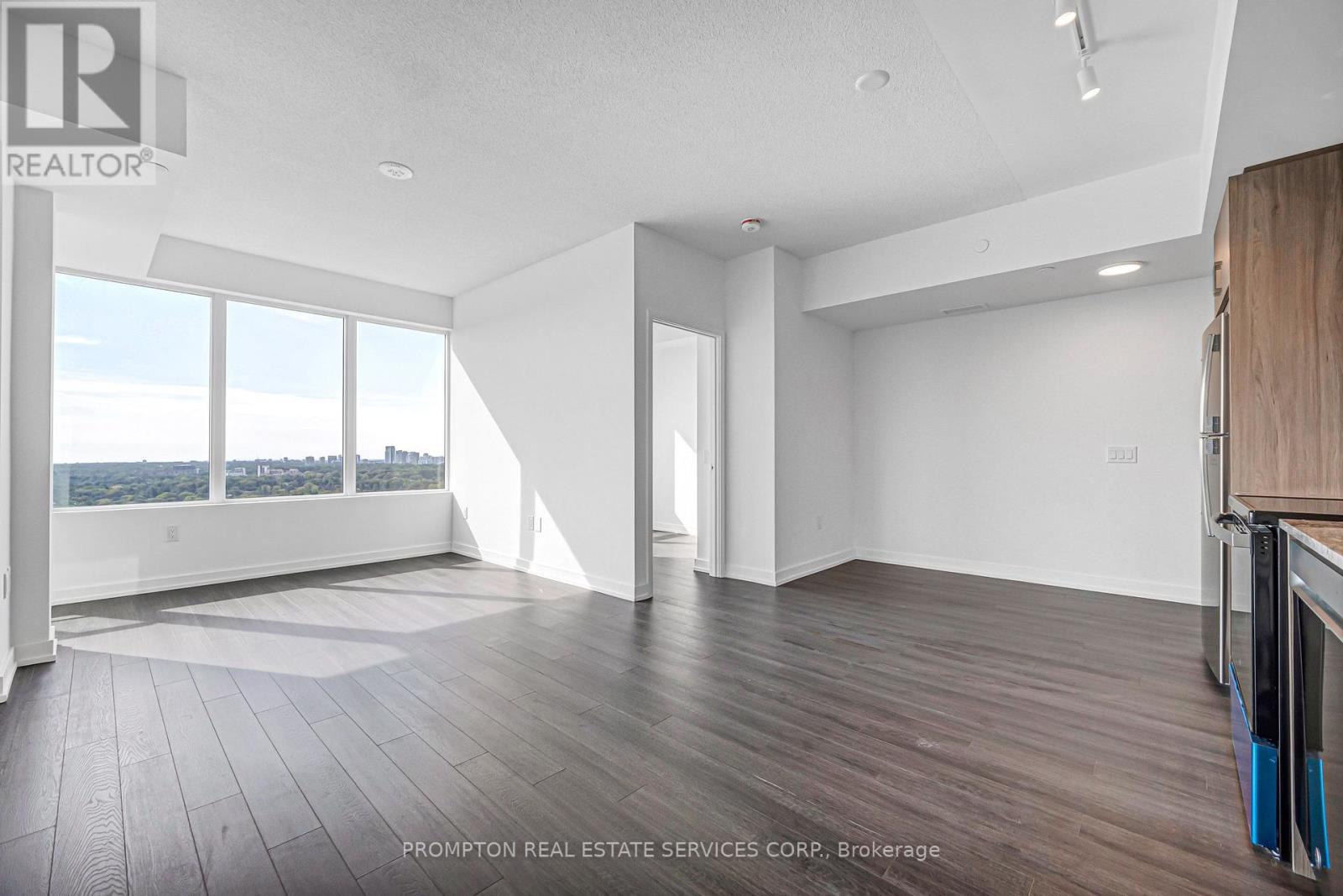 2613 - 4010 Eglinton Avenue W, Toronto, Ontario  M9A 0G5 - Photo 15 - W13821792