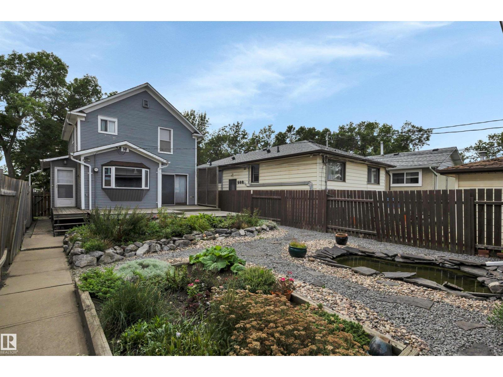 10524 75 AV NW photo 45