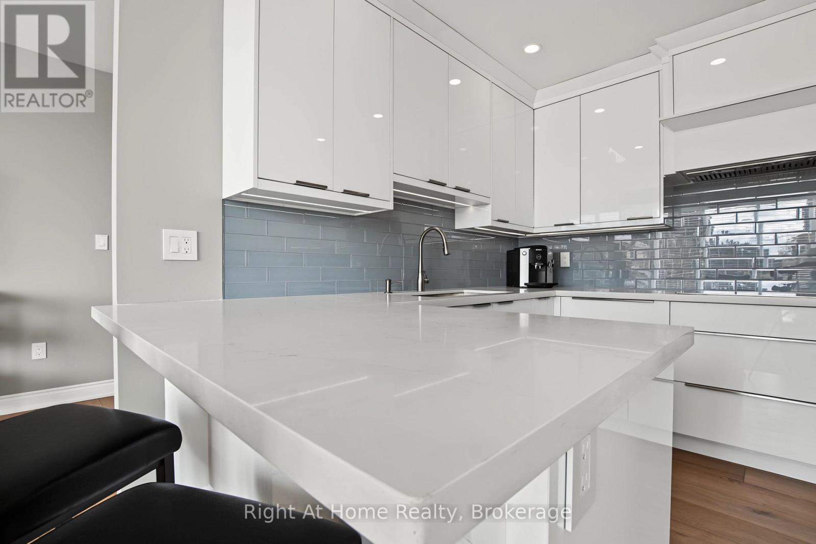 603 - 2121 Lakeshore Road, Burlington, Ontario  L7R 1C9 - Photo 19 - W13821850