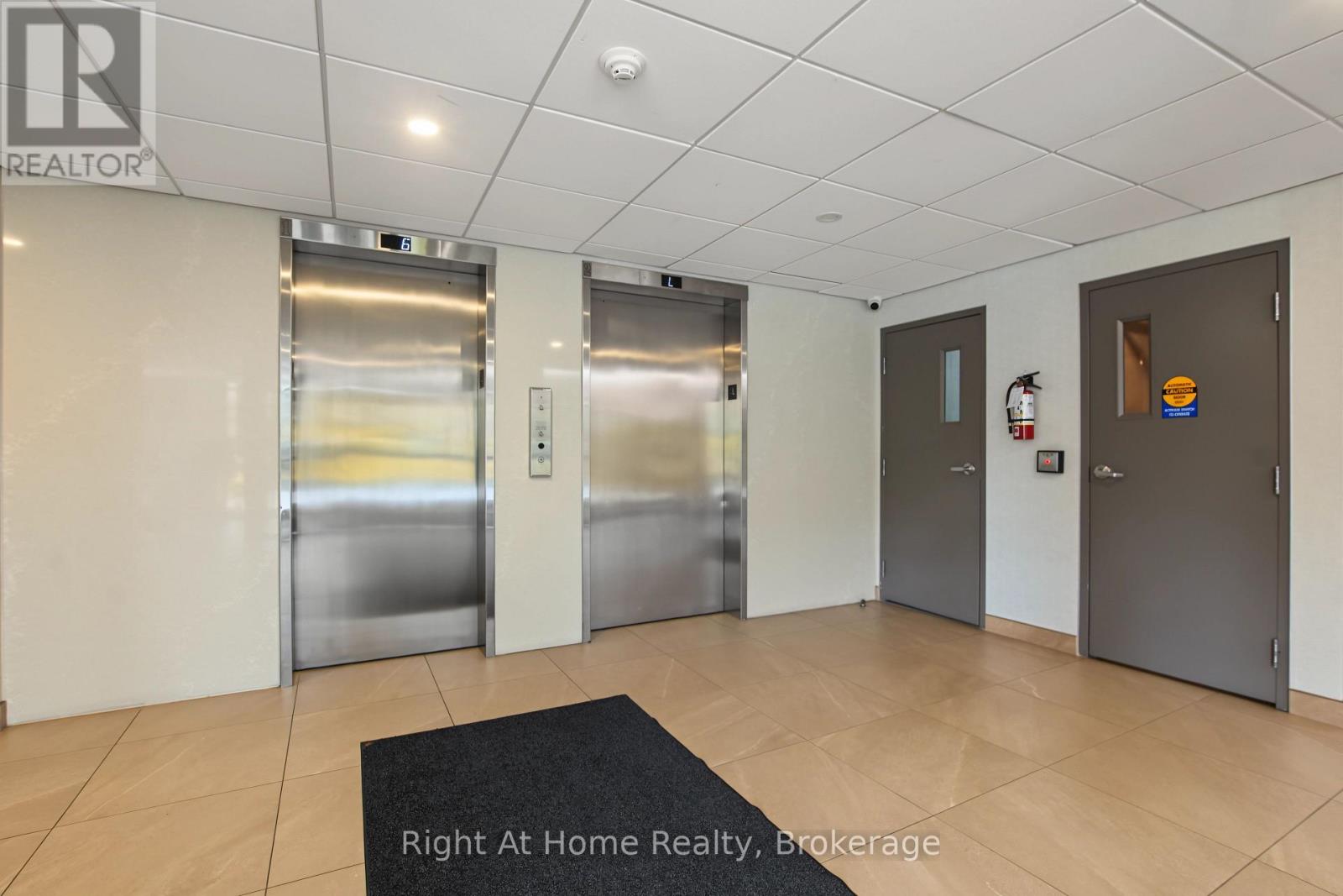 603 - 2121 Lakeshore Road, Burlington, Ontario  L7R 1C9 - Photo 5 - W13821850