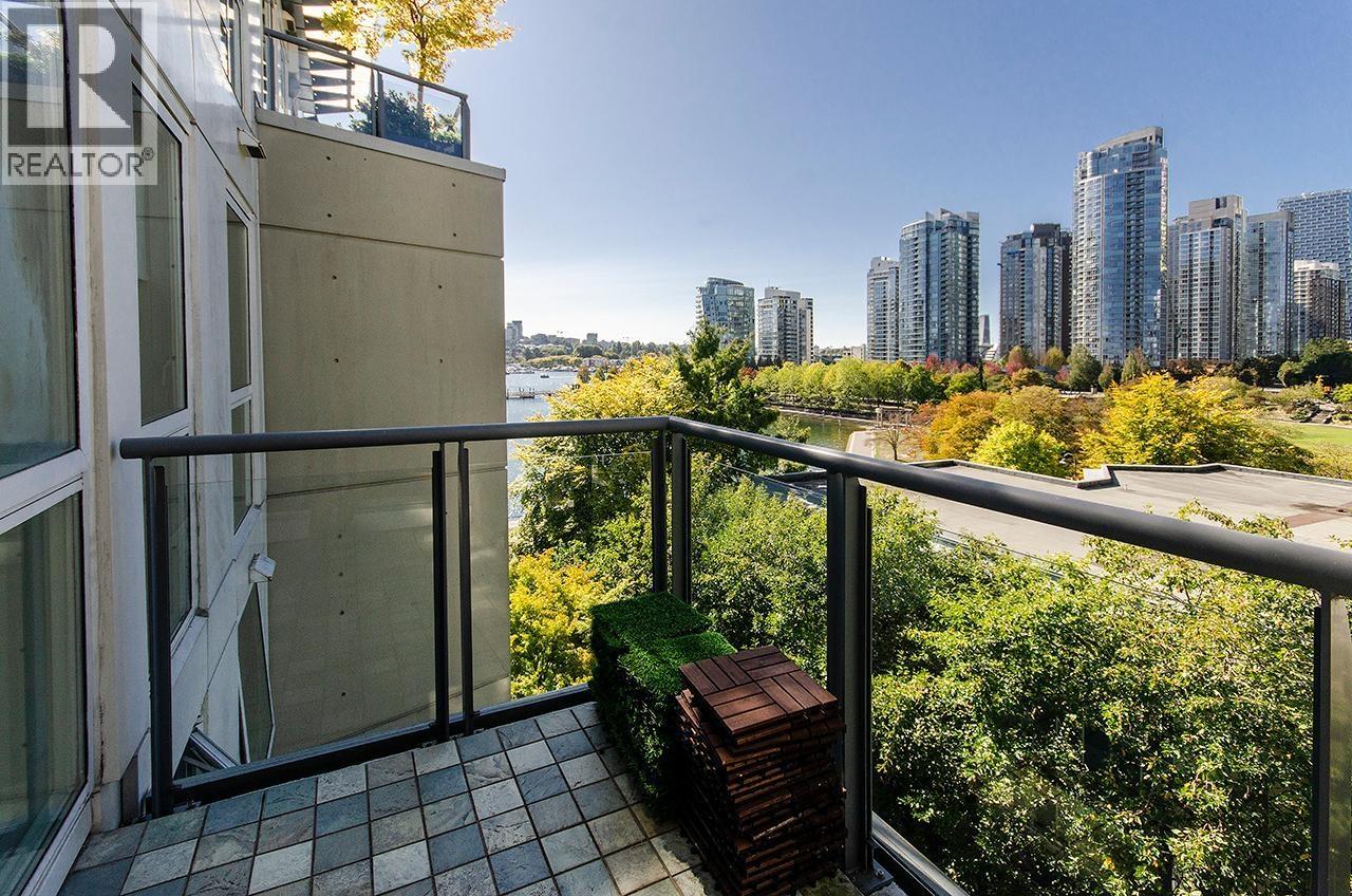 702 1383 Marinaside Crescent, Vancouver, British Columbia  V6Z 2W9 - Photo 8 - R3169108