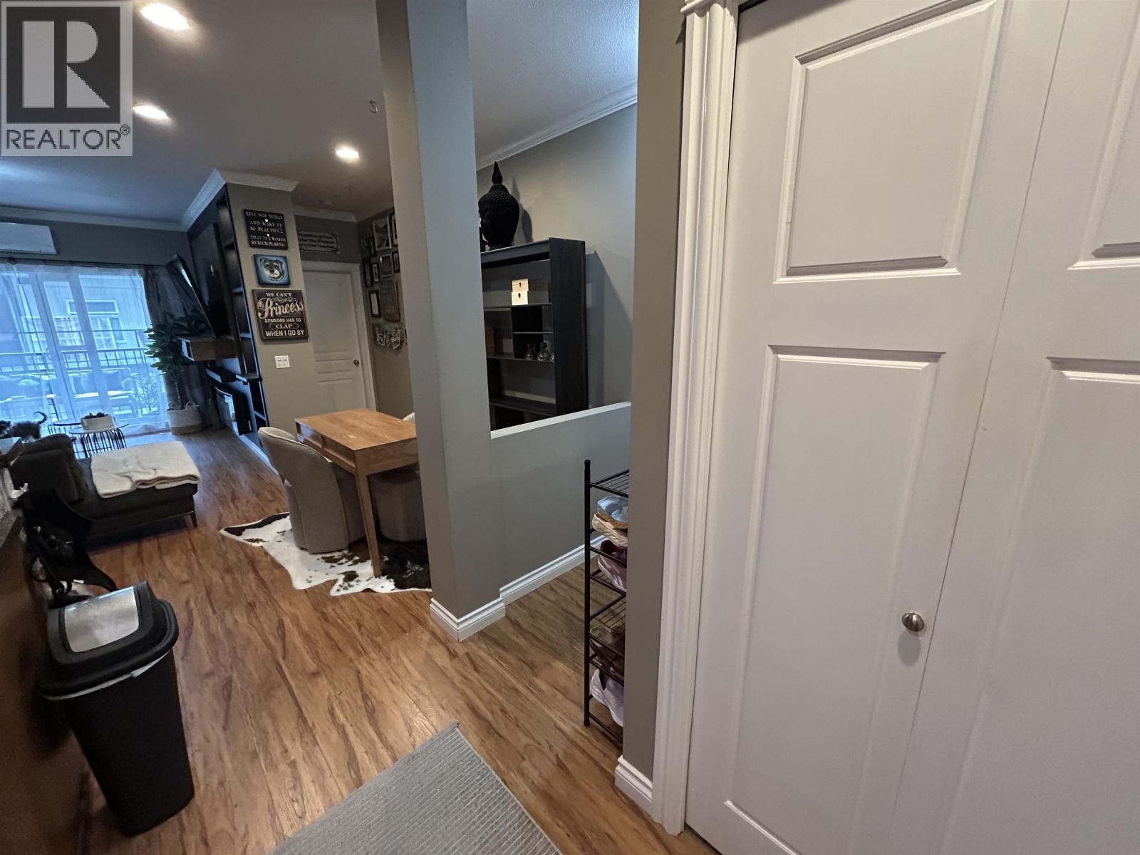 305 12090 227th Street, Maple Ridge, British Columbia  V2X 6J5 - Photo 9 - R3169112