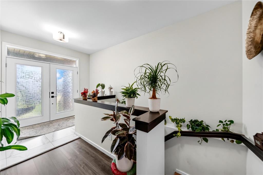 85 Summerscales Place, Winnipeg, Manitoba  R2V 5E2 - Photo 4 - 202623921