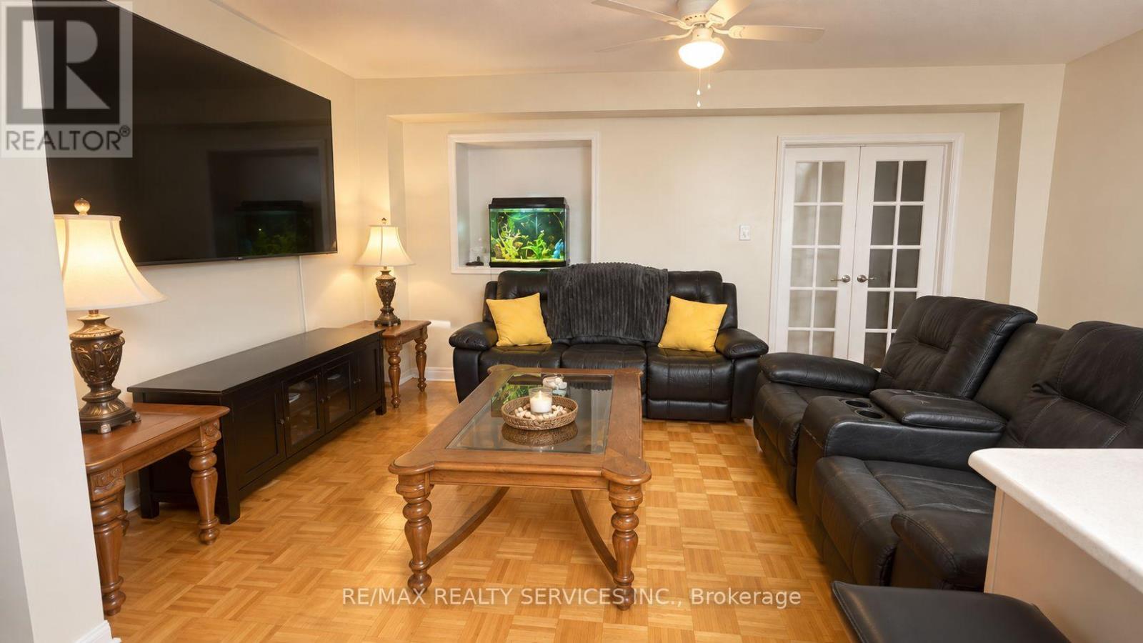 39 Cadillac Crescent, Brampton, Ontario  L7A 3B3 - Photo 10 - W13741210