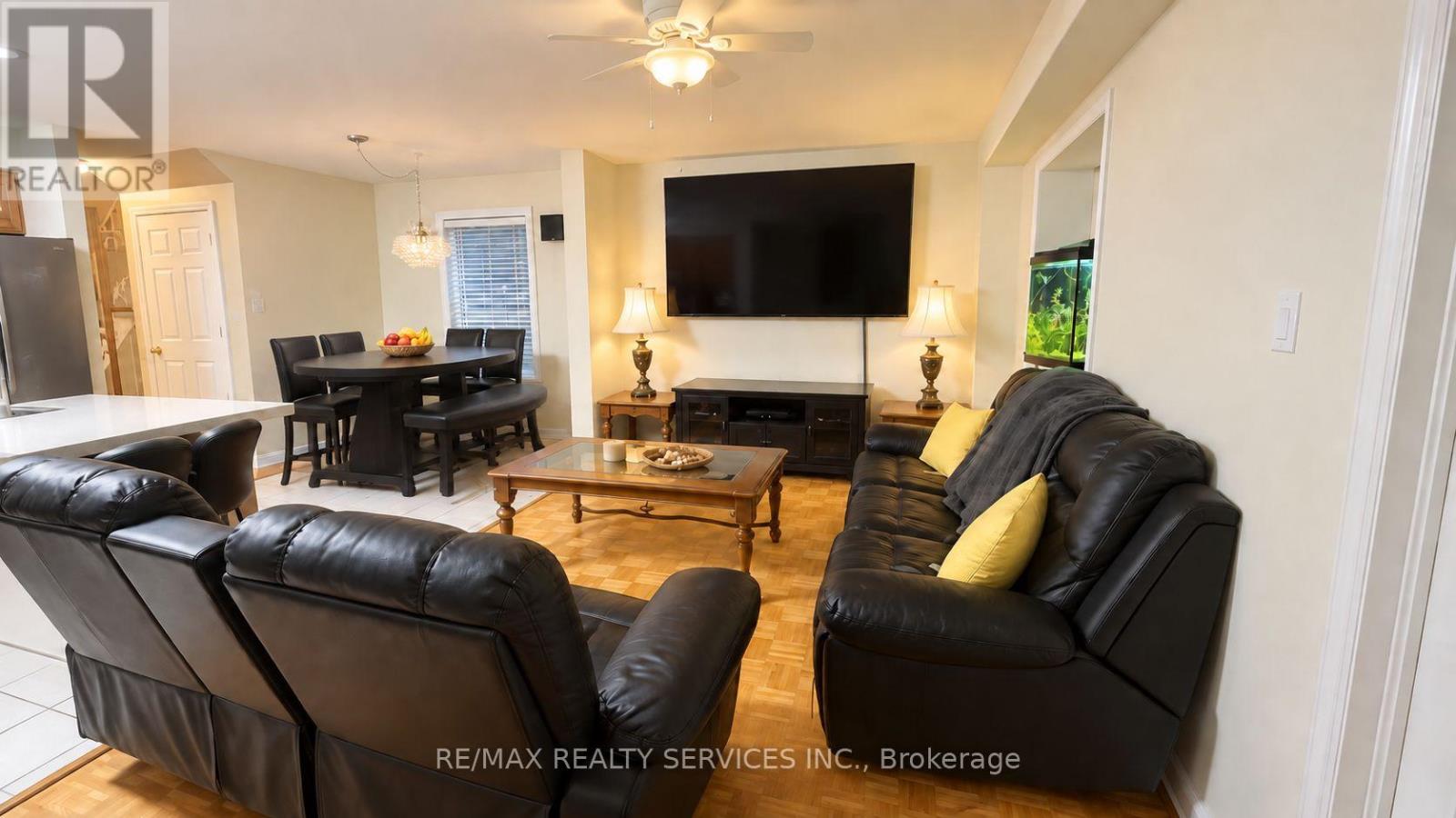39 Cadillac Crescent, Brampton, Ontario  L7A 3B3 - Photo 9 - W13741210