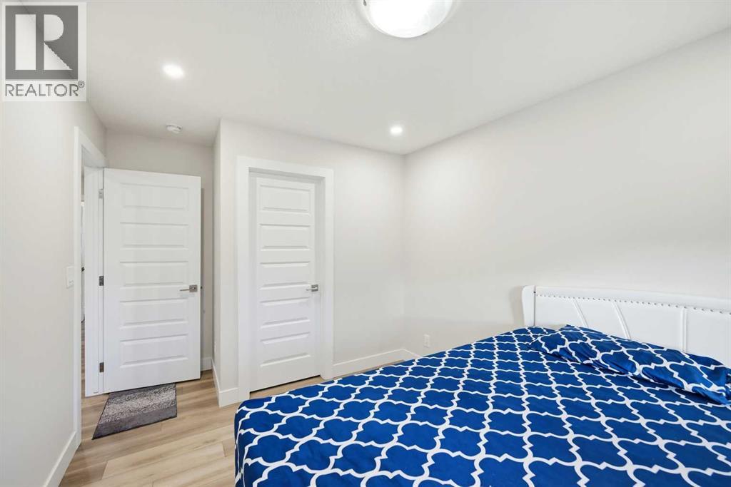 228 Carringham Road NW, Calgary, Alberta  T3J 1V4 - Photo 30 - A2347770