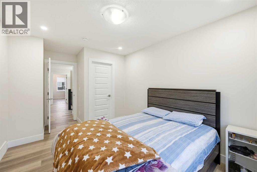 228 Carringham Road NW, Calgary, Alberta  T3J 1V4 - Photo 33 - A2347770