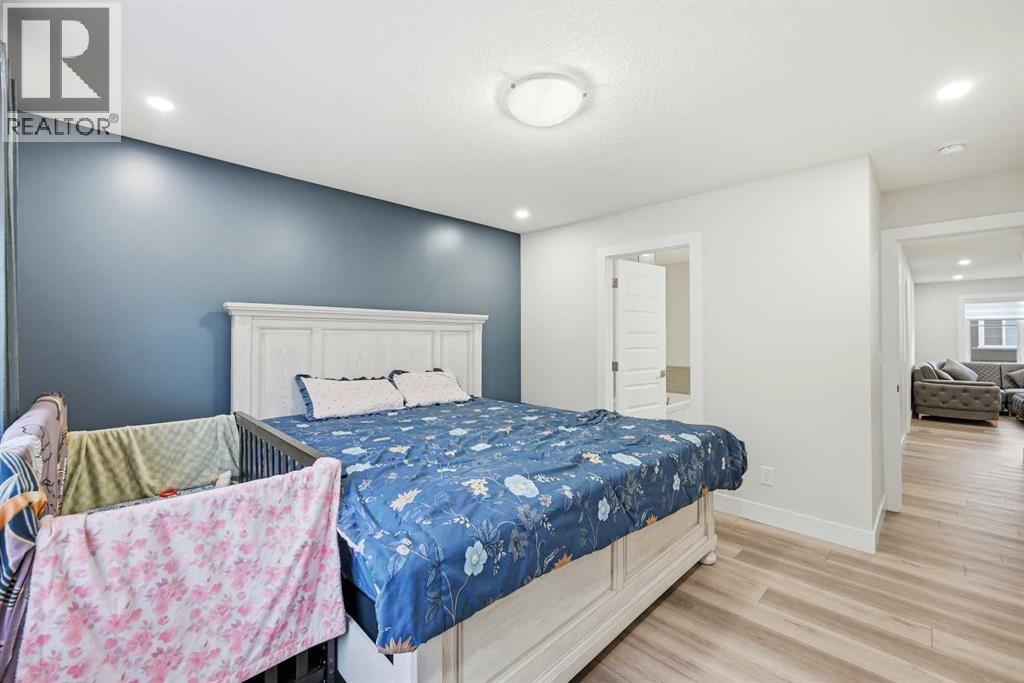 228 Carringham Road NW, Calgary, Alberta  T3J 1V4 - Photo 37 - A2347770