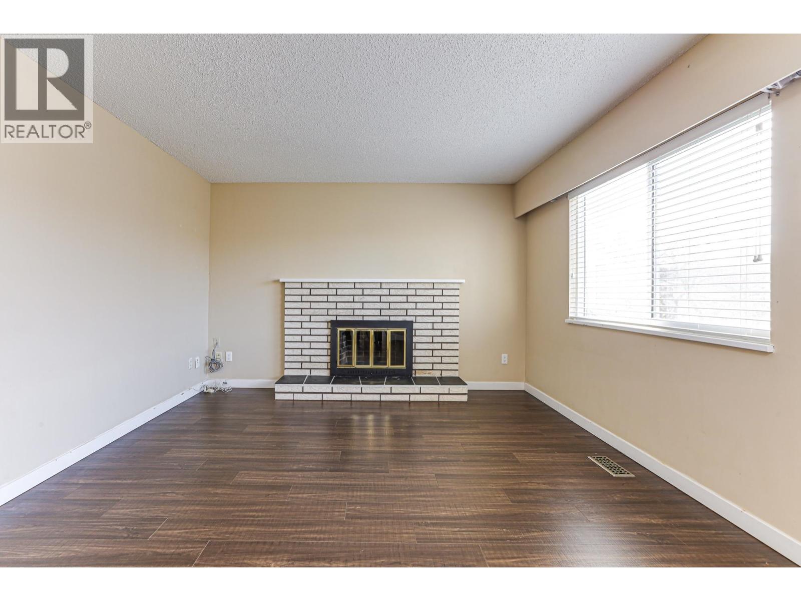 11160 Barkentine Place, Richmond, British Columbia  V7E 4R1 - Photo 5 - R3163243
