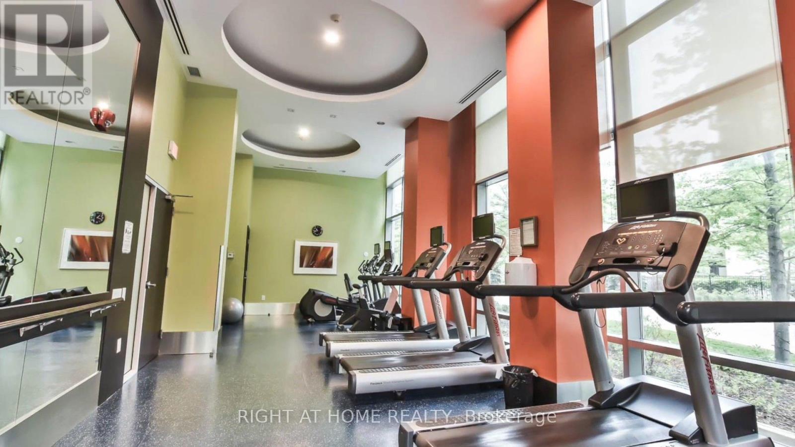 1515 - 17 Anndale Drive, Toronto, Ontario  M5G 2W7 - Photo 5 - C13821854