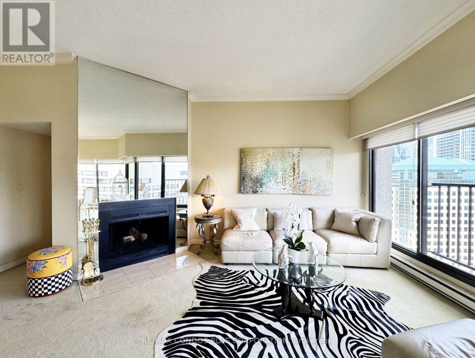 3615 - 55 Harbour Square, Toronto, Ontario  M5J 2L1 - Photo 12 - C13821874